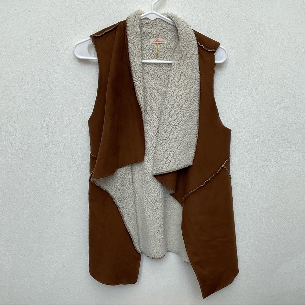 Rosette Sherpa Lined Faux Suede Exterior Waterfall Open Front Vest Size S/M